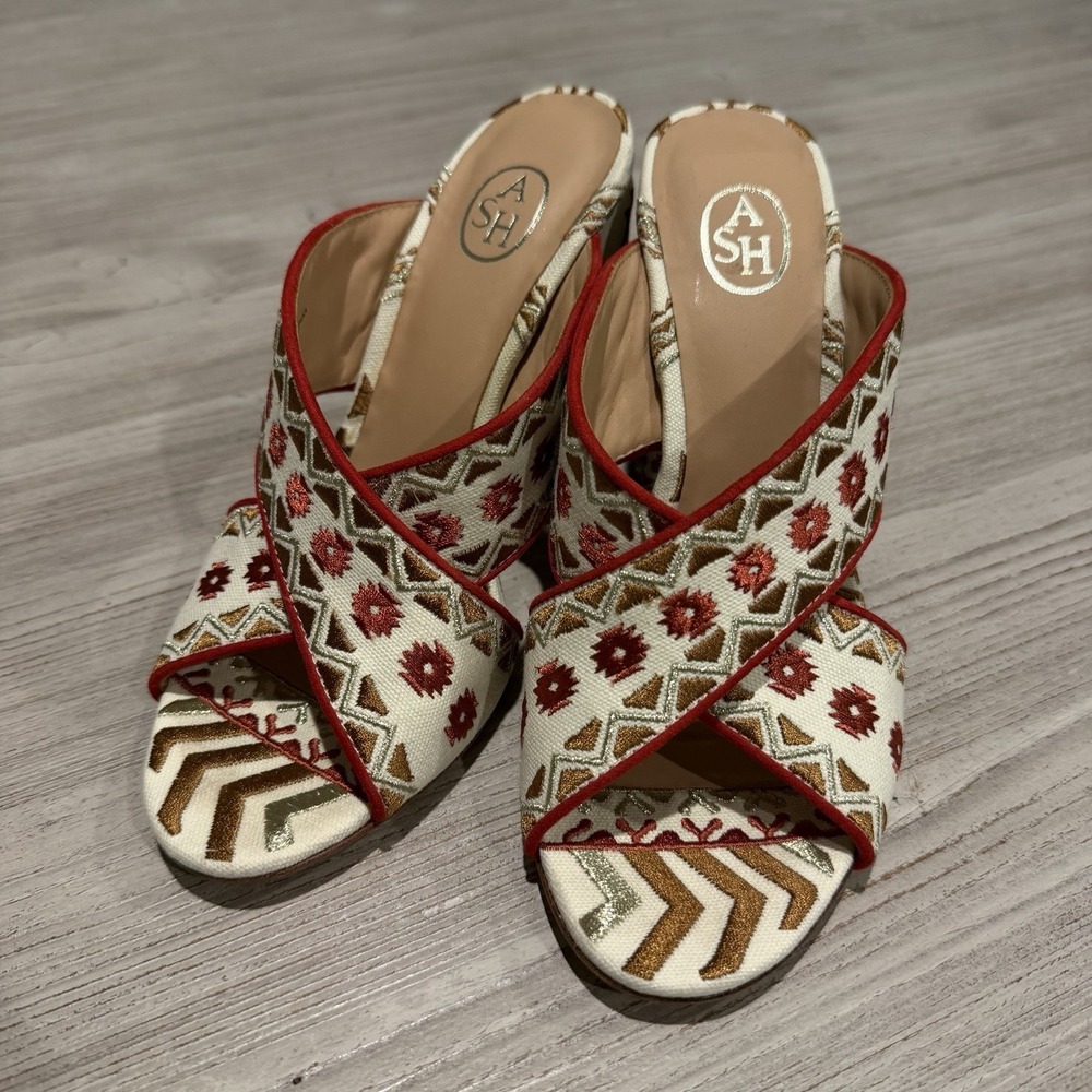 ASH Red Aztec Embroidered Adel Round Toe Block Heel Slip On Heel Sandal 7.5 / 38 - Picture 5 of 9